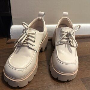 Platform Oxfords (cream, size 5.5)